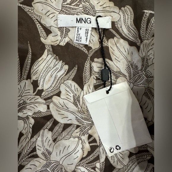 Women's MNG khaki/tan blazer/jacket, NWT! - Picture 4 of 6